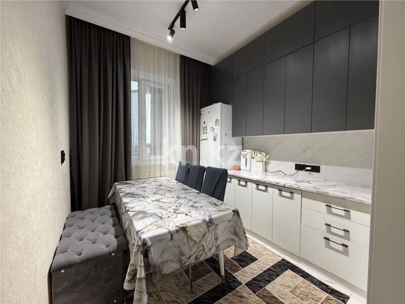 Продажа 4-комнатной квартиры, 88 м² - Продажа четырехкомнатных квартир в монолитно-каркасном доме в Караганде фото 1 из 12