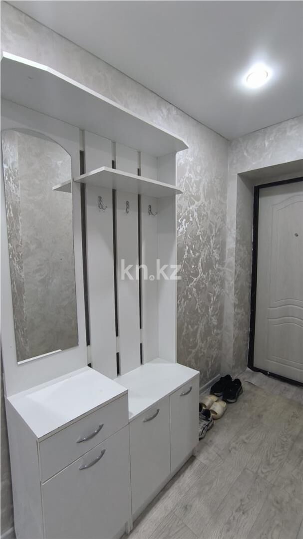 Продажа 3-комнатной квартиры, 55 м² - Продажа трехкомнатных квартир на Юго-Востоке Караганды - страница 7 фото 17 из 20