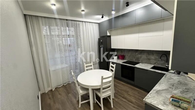 Продажа 3-комнатной квартиры, 95 м² - Продажа трехкомнатных квартир на Юго-Востоке Караганды - страница 14 фото 4 из 24