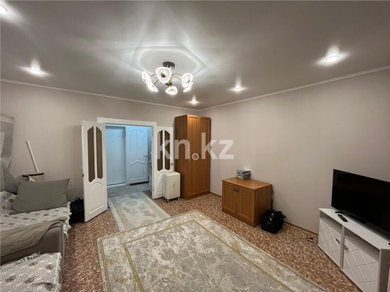 Продажа 1-комнатной квартиры, 41 м² - Продажа однокомнатных квартир в Караганде - страница 8 фото 2 из 11