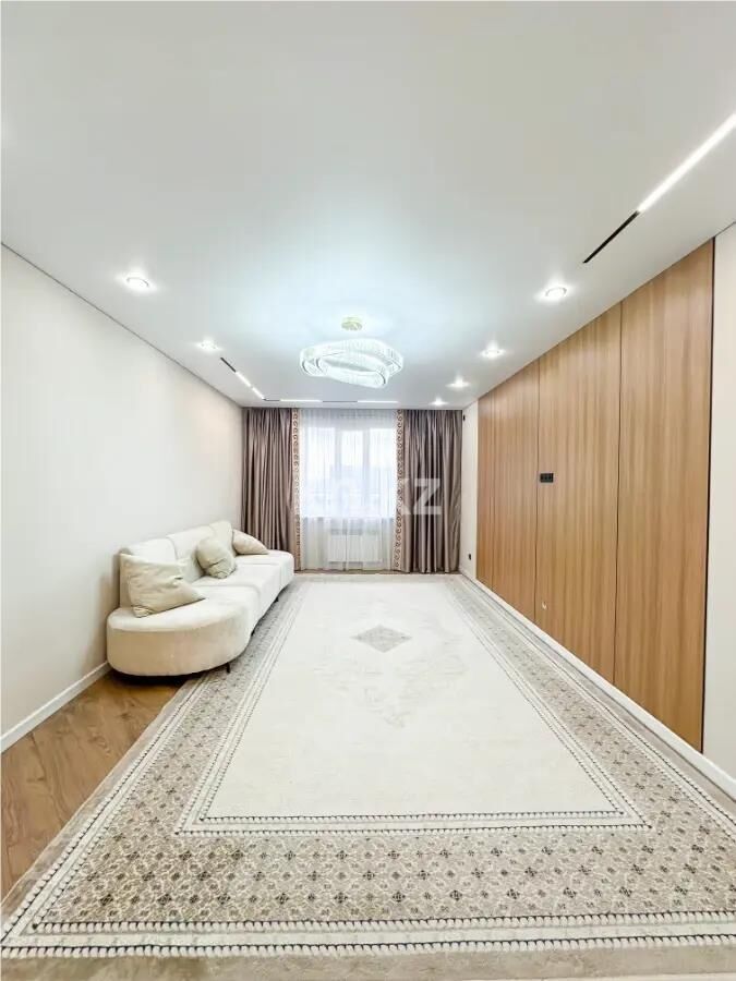Продажа 2-комнатной квартиры, 70 м² - Продажа двухкомнатных квартир в р-не Сарайшык Астаны - страница 13 фото 1 из 4