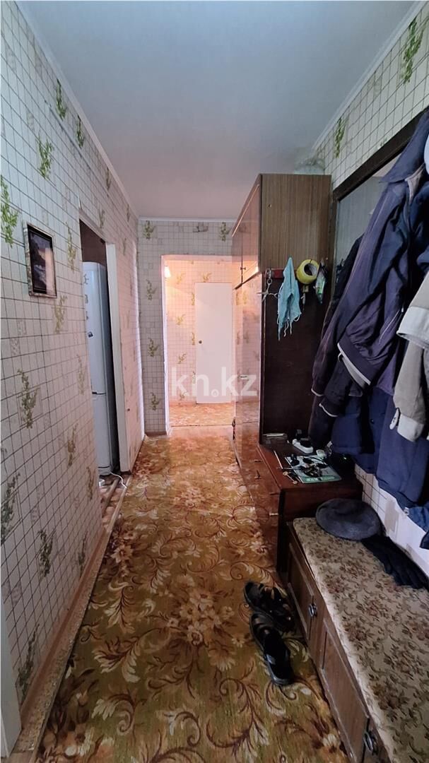 Продажа 3-комнатной квартиры, 69 м² - Продажа трехкомнатных квартир в Майкудуке Караганды - страница 8 фото 9 из 12