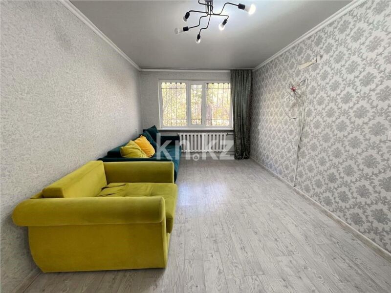 Продажа 1-комнатной квартиры, 30 м² - Продажа квартир на Юго-Востоке Караганды - страница 2 фото 1 из 10