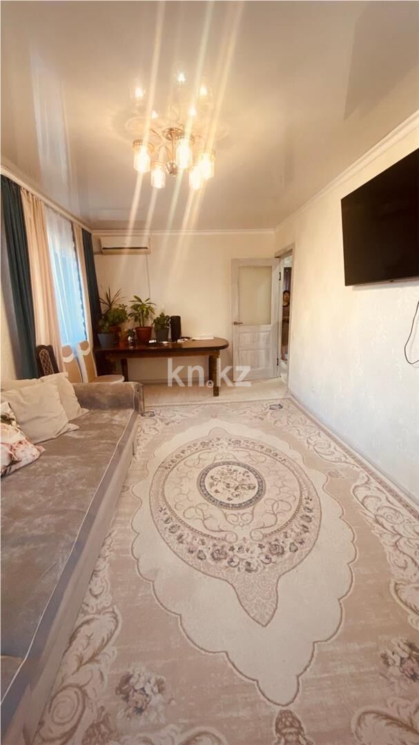 Продажа 3-комнатной квартиры, 62 м² - Продажа трехкомнатных квартир в Майкудуке Караганды - страница 8 фото 3 из 13