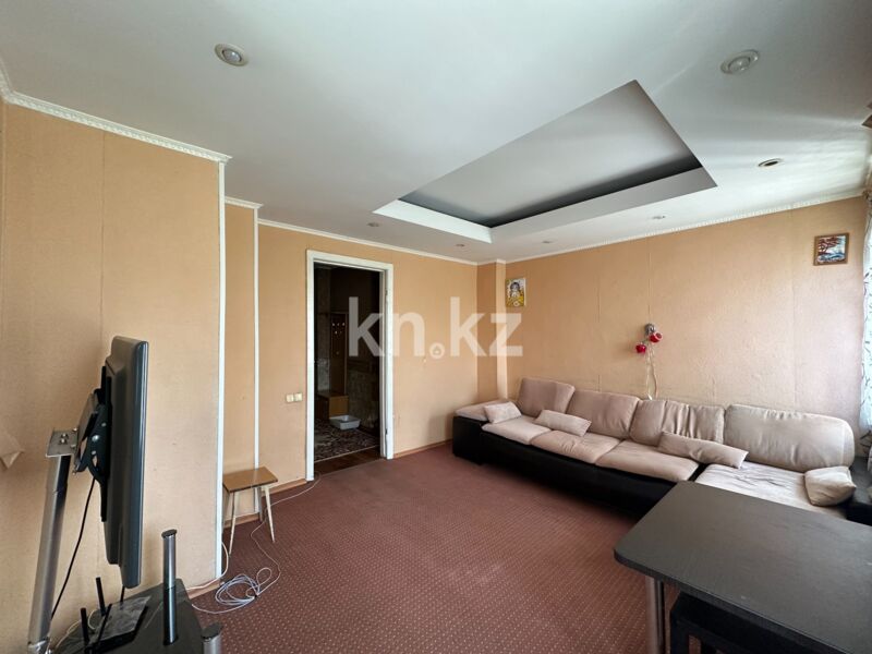 Продажа 4-комнатной квартиры, 73 м² - Продажа четырехкомнатных квартир в кирпичном доме в Караганде - страница 4 фото 4 из 35