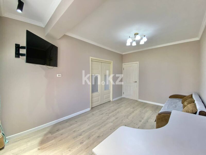 Аренда 2-комнатной квартиры, 60 м² - Аренда квартир помесячно в Алматы фото 2 из 14