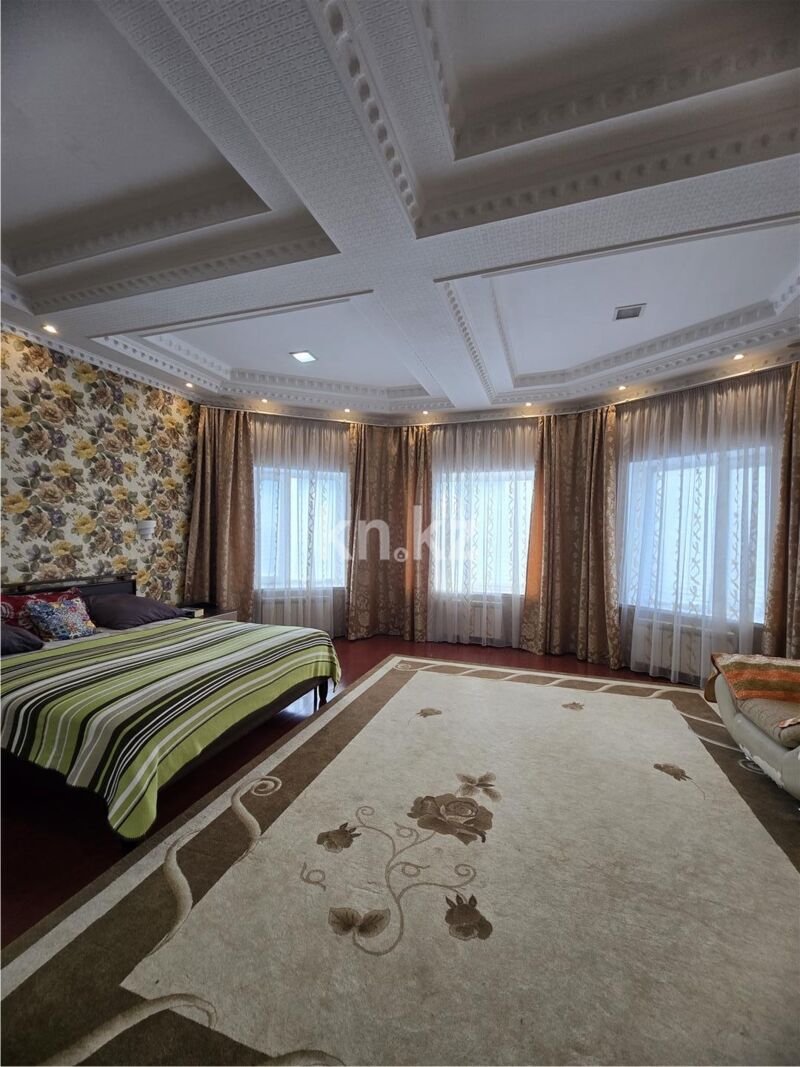 Продажа 6-комнатного дома, 274 м² - Продажа домов, коттеджей в Караганде - страница 4 фото 13 из 38