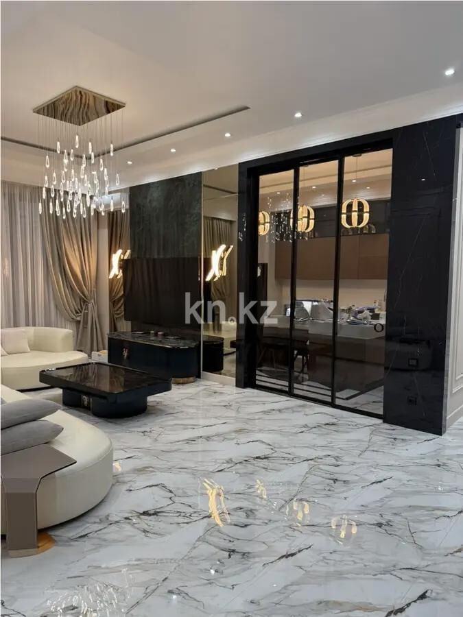 Продажа 7-комнатной квартиры, 240 м² - Продажа пятикомнатных и более квартир в Бостандыкском р-не Алматы - страница 2 фото 1 из 8