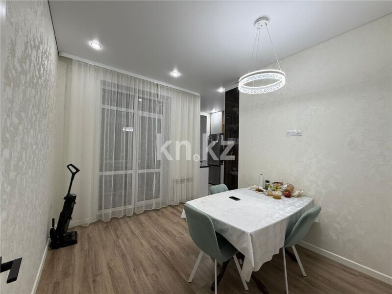 Продажа 3-комнатной квартиры, 98 м² - Продажа трехкомнатных квартир на Юго-Востоке Караганды - страница 23 фото 3 из 17