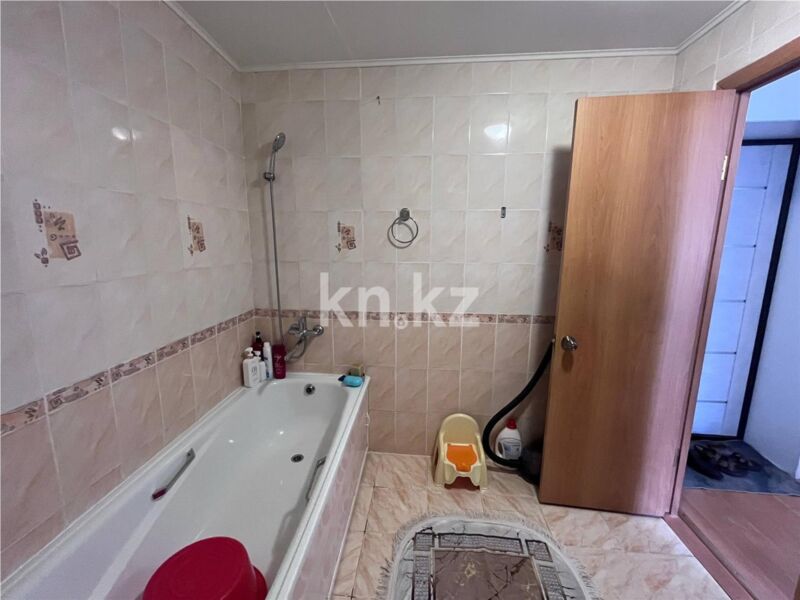 Продажа 2-комнатной квартиры, 48 м² - Продажа двухкомнатных квартир в Майкудуке Караганды - страница 12 фото 13 из 21