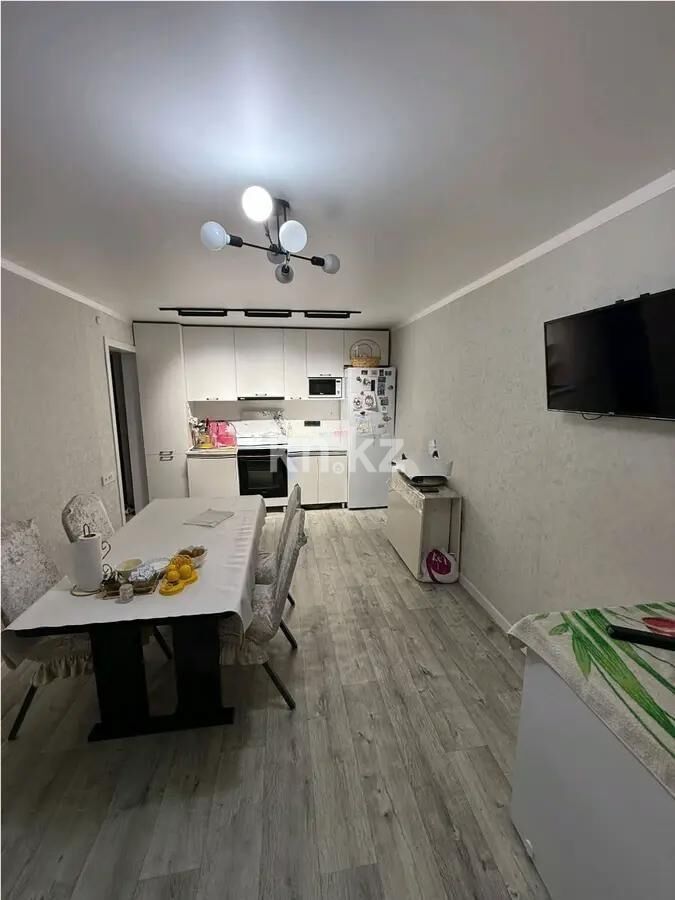 Продажа 3-комнатной квартиры, 80 м² - Продажа трехкомнатных квартир на Юго-Востоке Караганды - страница 16 фото 2 из 3