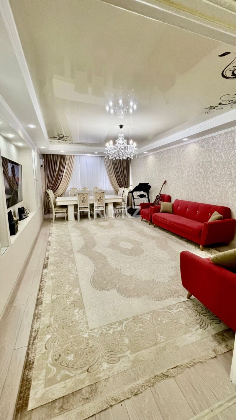 Продажа 3-комнатной квартиры, 104.7 м² - Недвижимость в Шымкенте - страница 3 фото 1 из 19