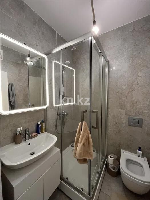 Продажа 4-комнатной квартиры, 145 м² - Продажа квартир в монолитно-каркасном доме в Казахстане - страница 41 фото 2 из 2
