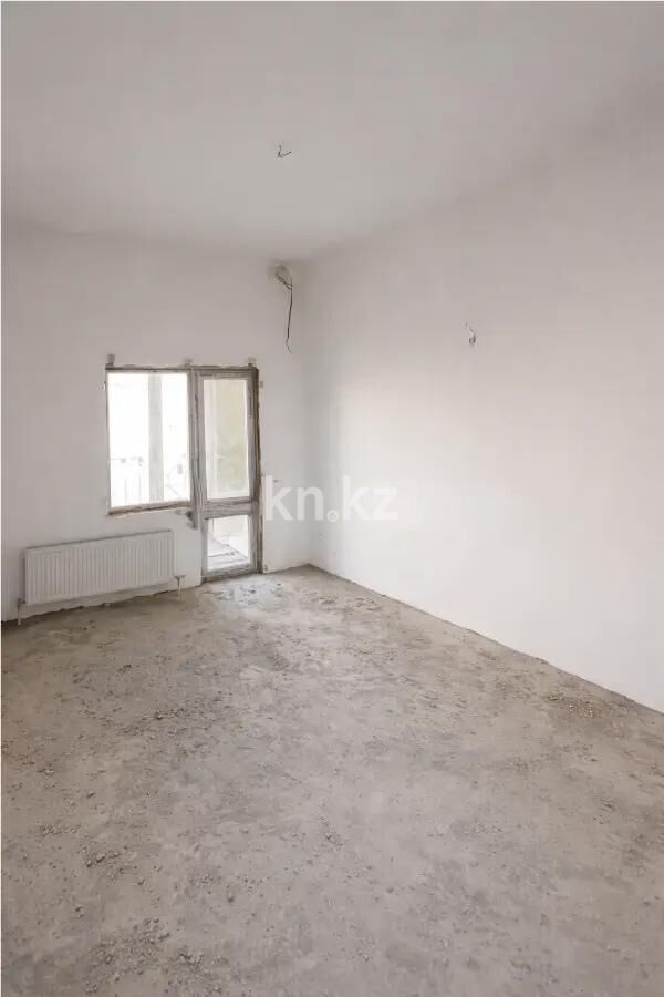 Продажа 4-комнатной квартиры, 147 м² - Продажа четырехкомнатных квартир в блочном доме в Казахстане - страница 11 фото 2 из 8