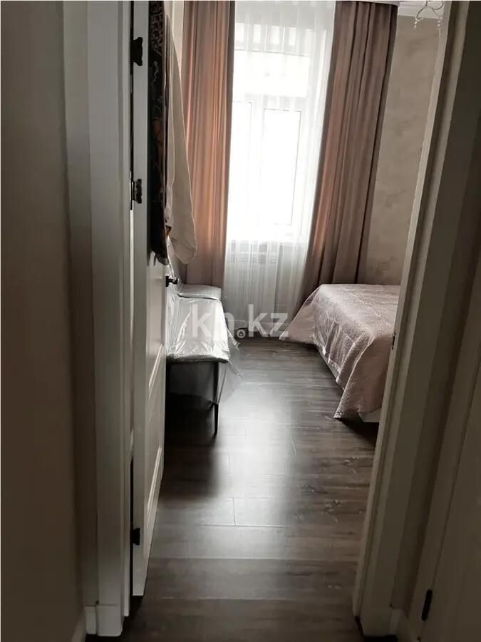 Продажа 3-комнатной квартиры, 58 м² - Продажа трехкомнатных квартир на Юго-Востоке Караганды - страница 2 фото 1 из 1