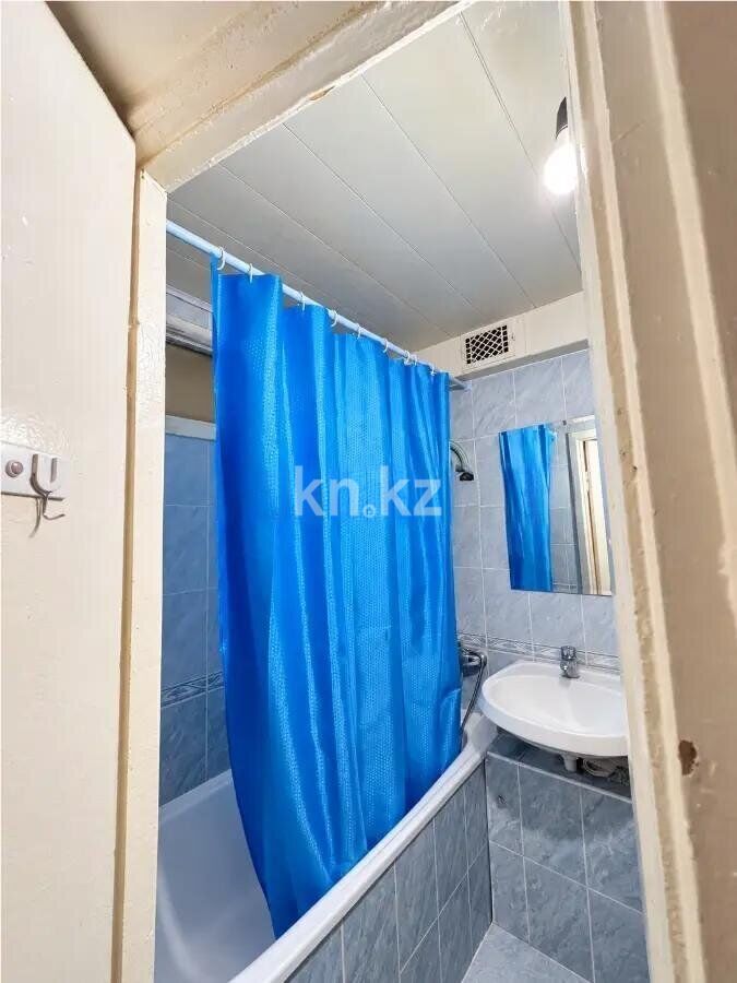 Продажа 3-комнатной квартиры, 47 м² - Продажа трехкомнатных квартир от собственников в Караганде фото 5 из 7