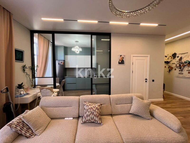 Продажа 2-комнатной квартиры, 71 м² - Продажа двухкомнатных квартир в кирпичном доме в Караганде фото 2 из 18