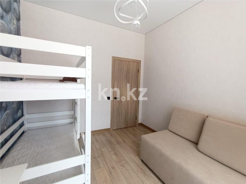 Продажа 2-комнатной квартиры, 42 м² - Продажа двухкомнатных квартир на Юго-Востоке Караганды - страница 11 фото 2 из 15