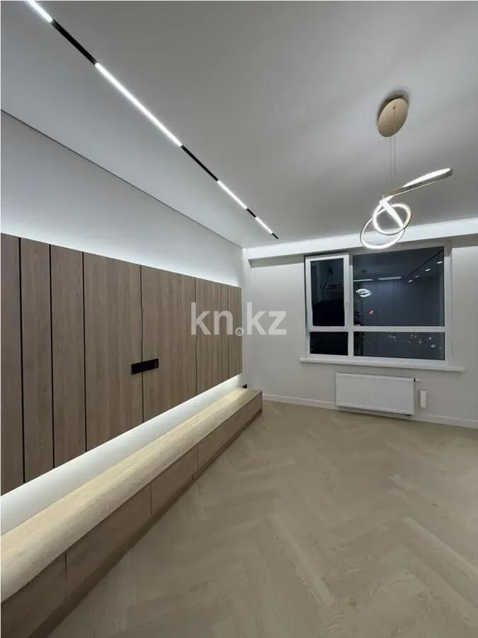 Продажа 2-комнатной квартиры, 79 м² - Продажа квартир в монолитно-каркасном доме в Казахстане - страница 15 фото 1 из 4