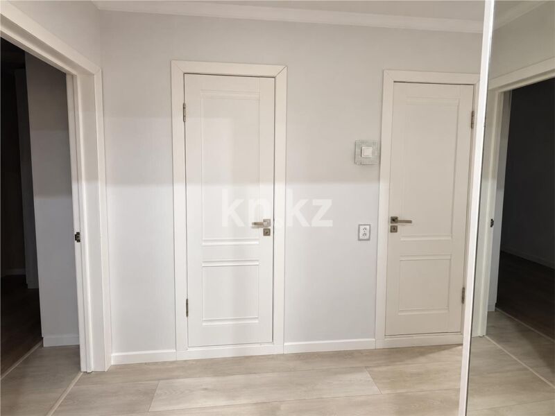 Продажа 3-комнатной квартиры, 64 м² - Продажа трехкомнатных квартир в Майкудуке Караганды - страница 3 фото 9 из 14