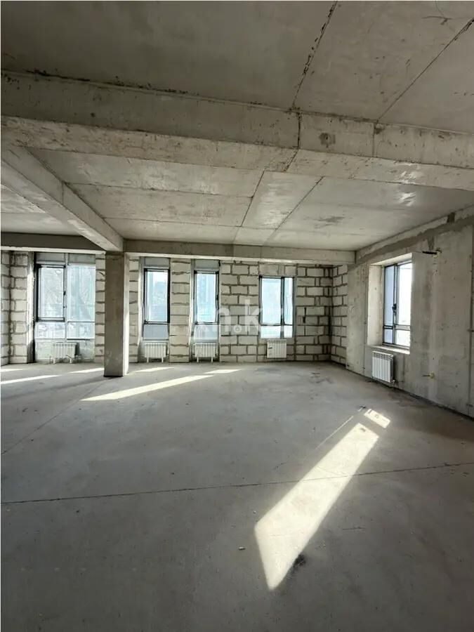 Продажа 2-комнатной квартиры, 82.4 м² - Продажа двухкомнатных квартир в Бостандыкском р-не Алматы - страница 29 фото 1 из 4
