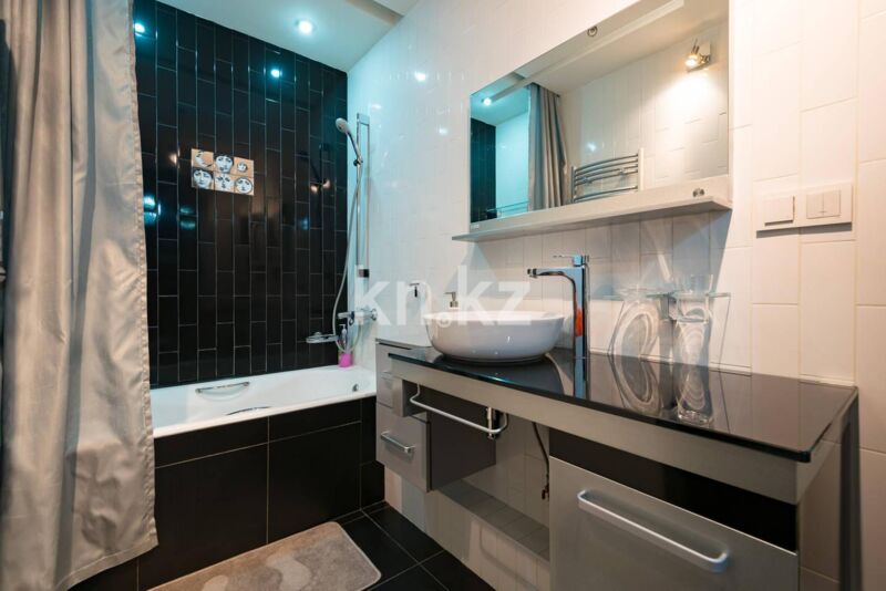 Аренда 2-комнатной квартиры посуточно, 70 м² - Аренда квартир посуточно в Алмалинском р-не Алматы - страница 2 фото 11 из 13
