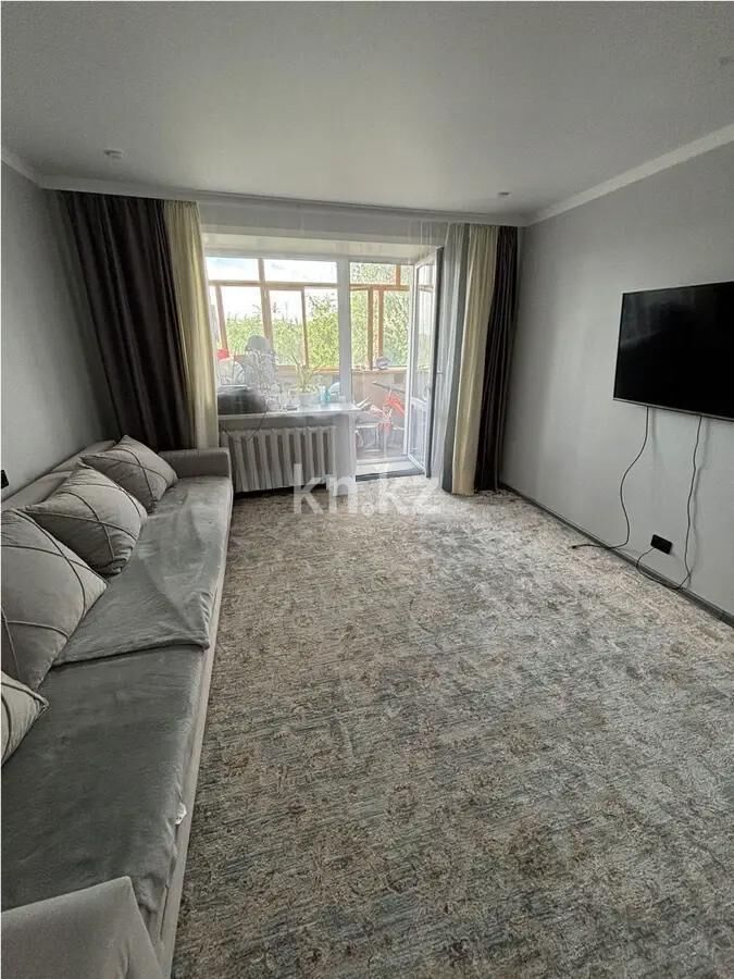 Продажа 3-комнатной квартиры, 58 м² - Продажа трехкомнатных квартир на Юго-Востоке Караганды - страница 24 фото 1 из 6