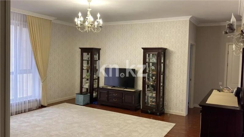 Продажа 4-комнатной квартиры, 125 м² - Продажа четырехкомнатных квартир в блочном доме в Казахстане - страница 6 фото 1 из 7