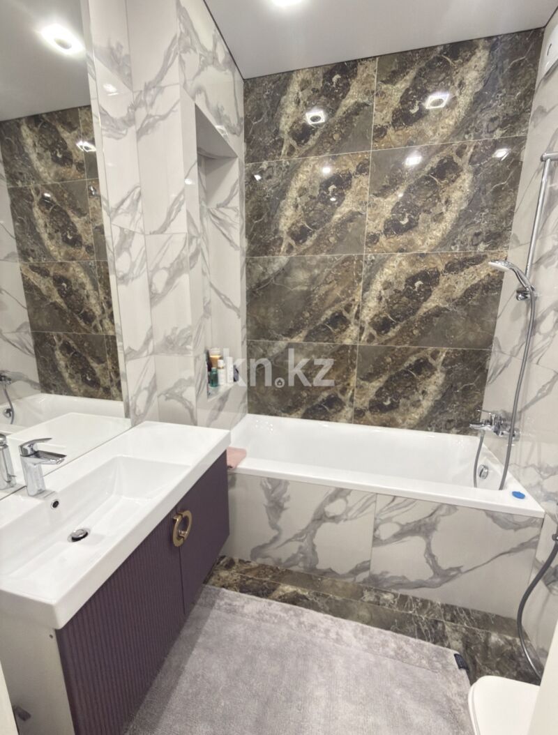 Продажа 3-комнатной квартиры, 70 м² - Продажа трехкомнатных квартир на Юго-Востоке Караганды фото 11 из 29