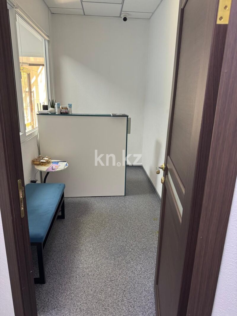 Продажа помещения, 100 м² - Продажа офисных и торговых помещений в Караганде фото 7 из 15