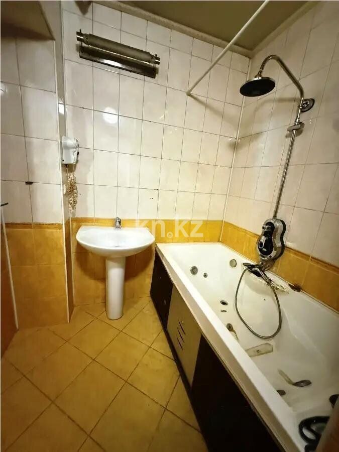 Продажа 3-комнатной квартиры, 81 м² - Продажа офисных и торговых помещений в Акмолинской области фото 5 из 6