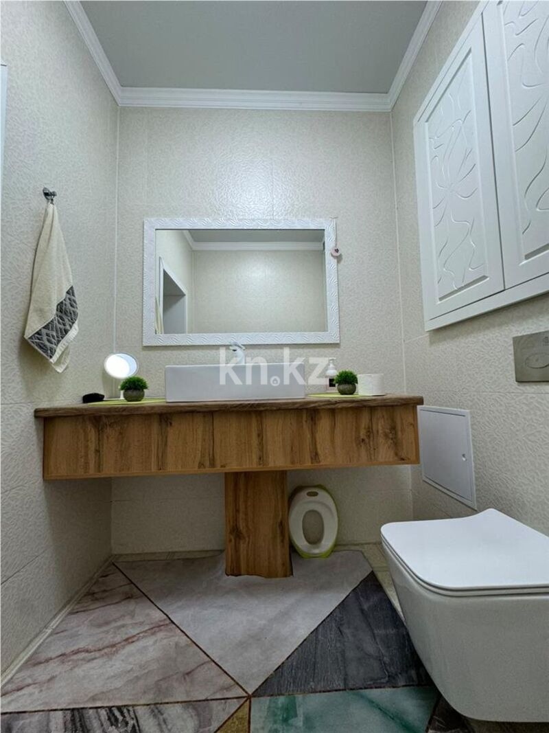 Продажа 3-комнатной квартиры, 160 м² - Продажа квартир в кирпичном доме в Караганде фото 9 из 17