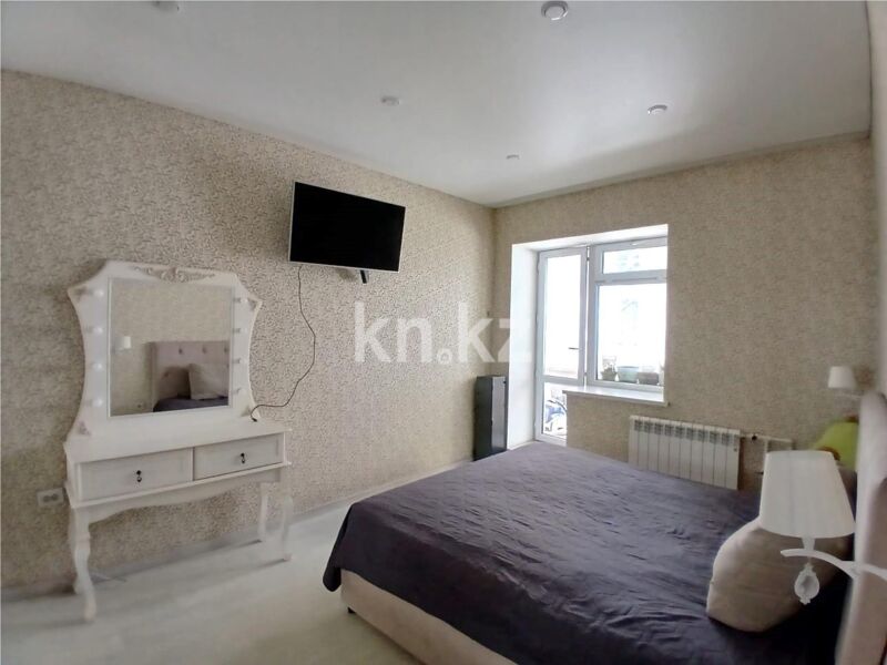 Продажа 4-комнатной квартиры, 90 м² - Продажа четырехкомнатных квартир в Караганде - страница 2 фото 2 из 12