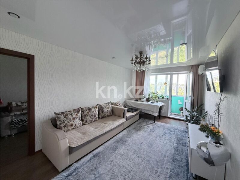 Продажа 3-комнатной квартиры, 58 м² - Продажа трехкомнатных квартир на Юго-Востоке Караганды - страница 15 фото 1 из 11