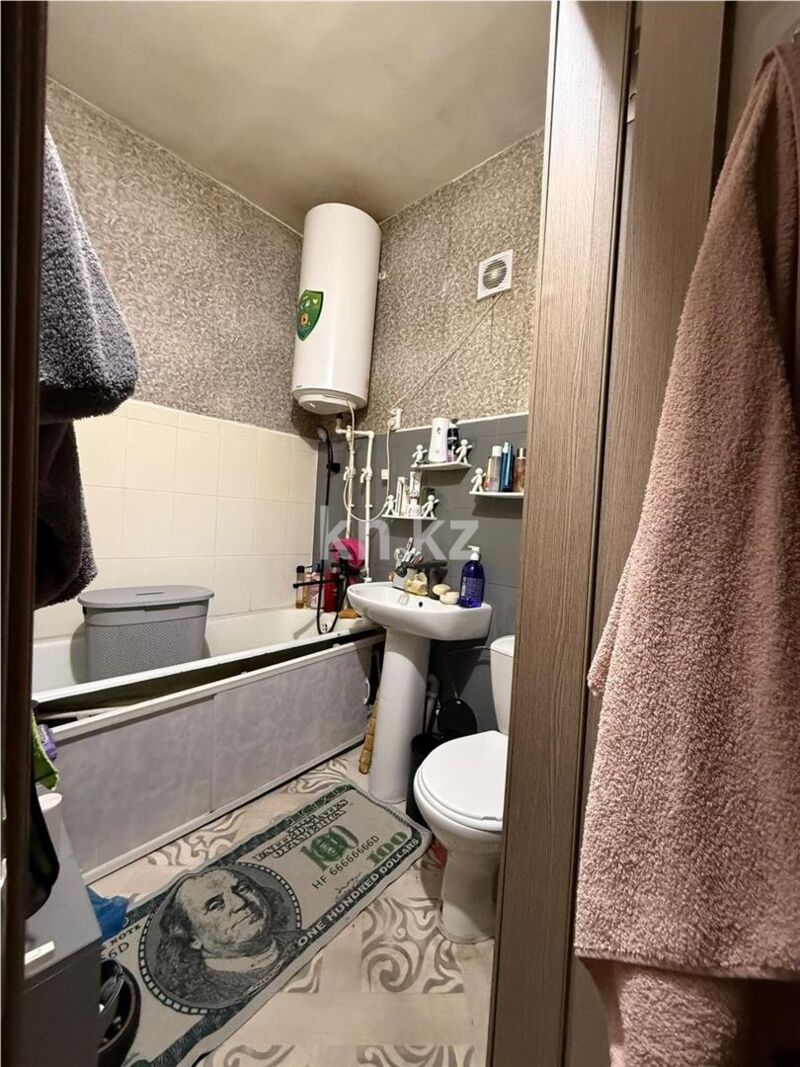 Продажа 3-комнатной квартиры, 45 м² - Продажа трехкомнатных квартир в Майкудуке Караганды - страница 2 фото 7 из 7