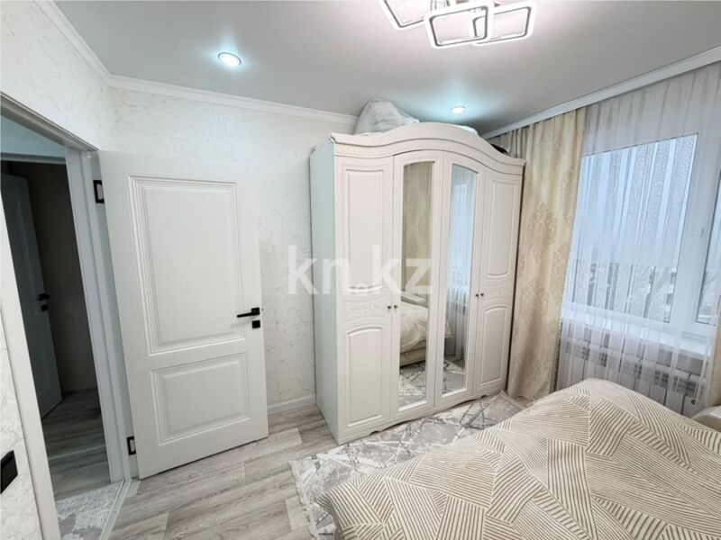 Продажа 3-комнатной квартиры, 64 м² - Продажа трехкомнатных квартир в Караганде - страница 2 фото 2 из 13