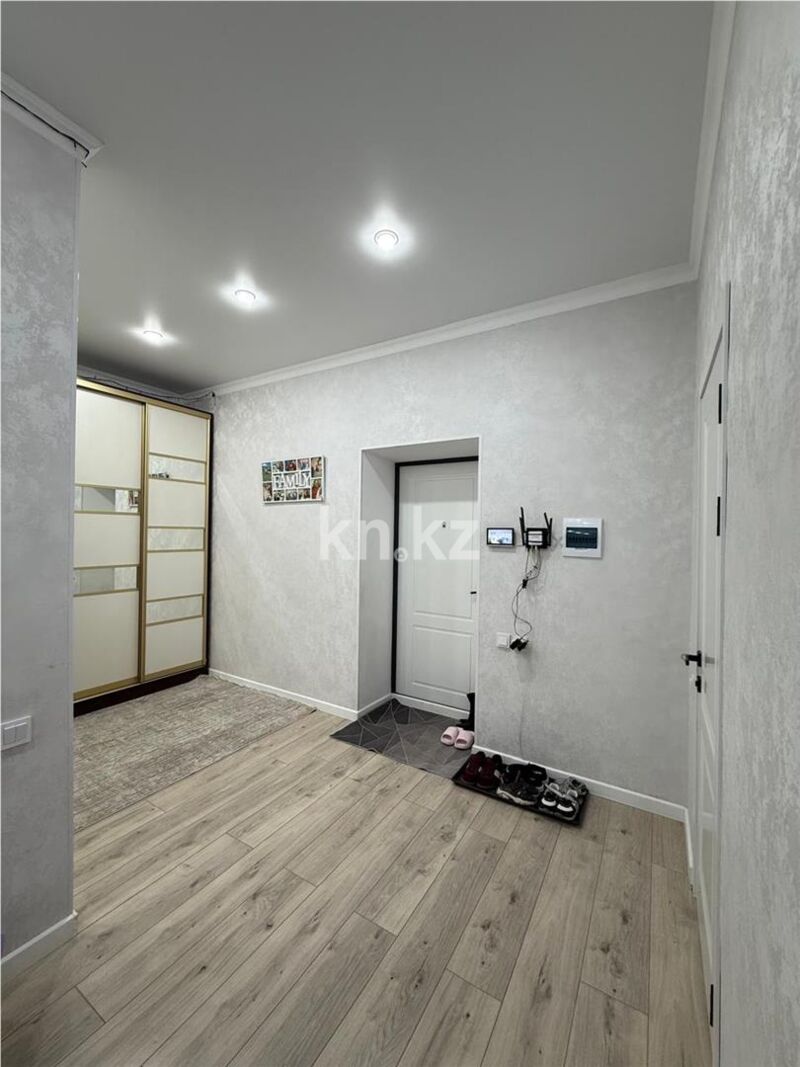 Продажа 3-комнатной квартиры, 61 м² - Продажа трехкомнатных квартир на Юго-Востоке Караганды - страница 23 фото 3 из 9