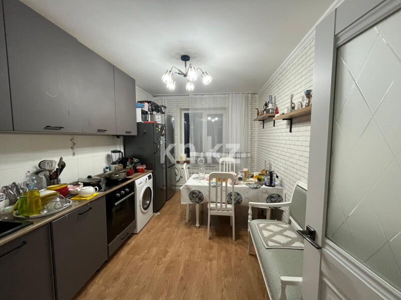 Продажа 4-комнатной квартиры, 80 м² - Продажа квартир в районе Юго-Восток в Караганде фото 1 из 8