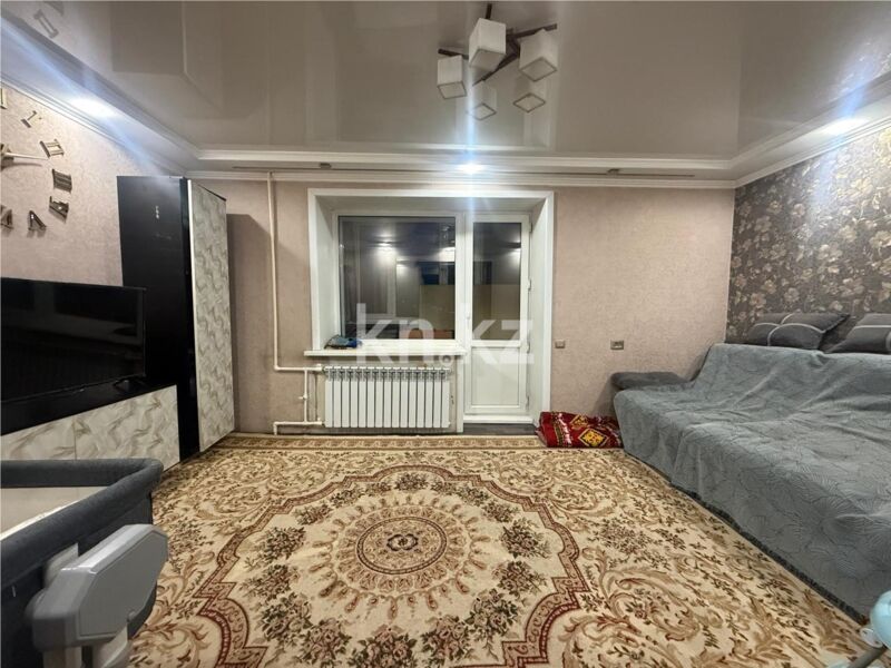 Продажа 3-комнатной квартиры, 65 м² - Продажа квартир в районе Нового рынка Караганды фото 1 из 14