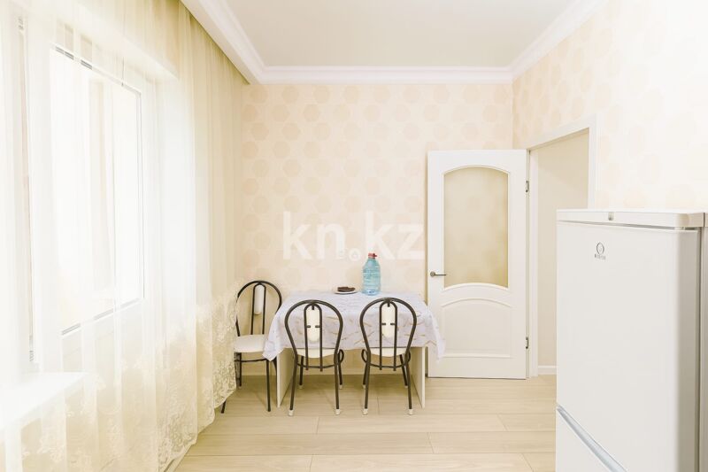 Аренда 1-комнатной квартиры посуточно, 40 м² - Аренда однокомнатных квартир посуточно в р-не Нура Астаны фото 8 из 12