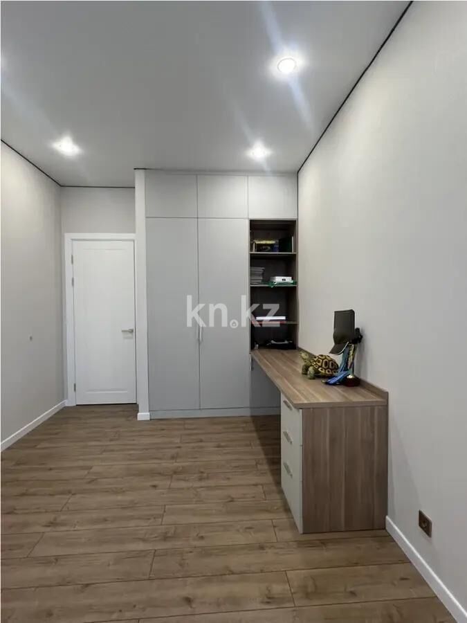 Продажа 4-комнатной квартиры, 136.6 м² - Продажа четырехкомнатных квартир в кирпичном доме в Казахстане - страница 19 фото 4 из 7