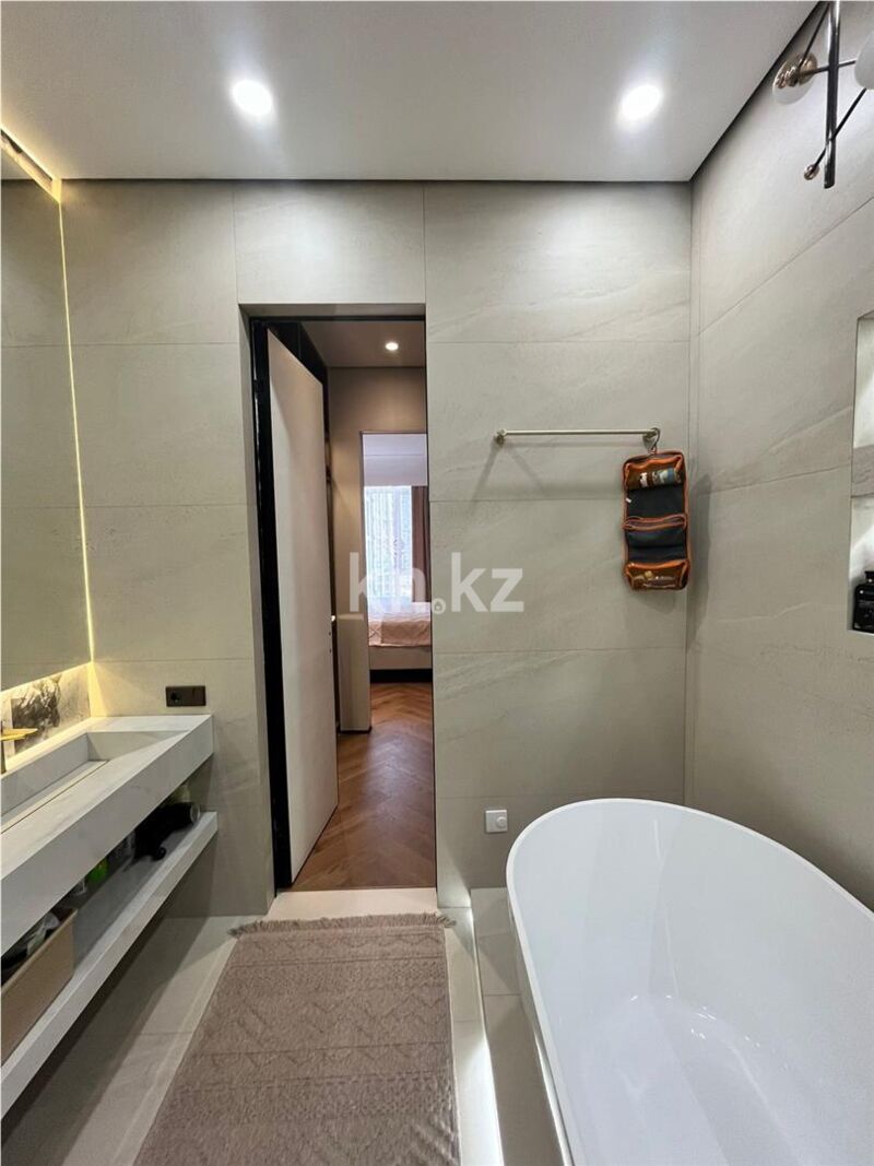 Продажа 4-комнатной квартиры, 130 м² - Продажа квартир в блочном доме в Астане - страница 160 фото 15 из 36