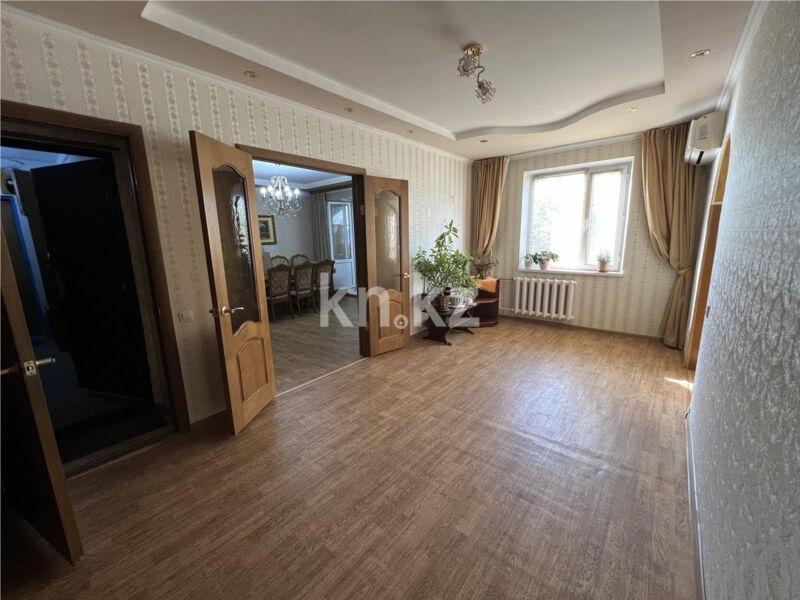 Продажа 4-комнатной квартиры, 75 м² - Продажа четырехкомнатных квартир в панельном доме в Караганде - страница 7 фото 9 из 13