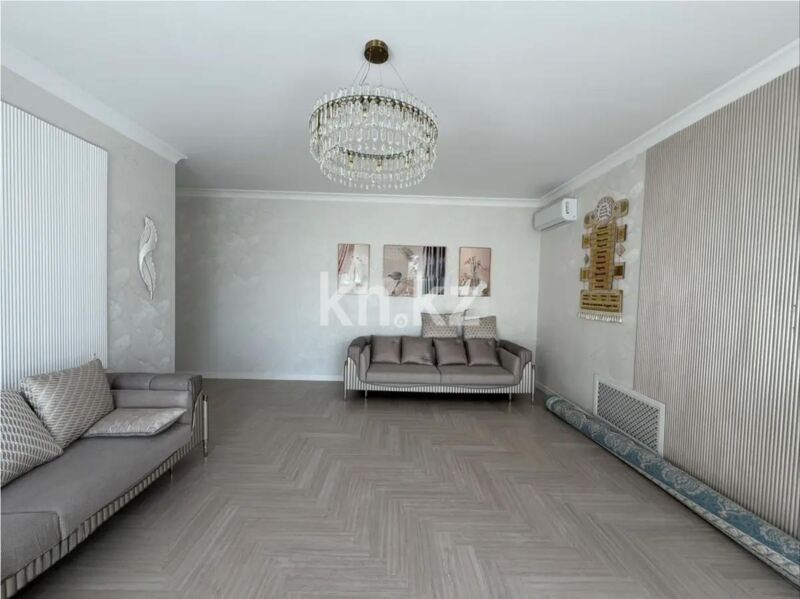 Продажа 4-комнатной квартиры, 135 м² - Продажа квартир в Казахстане - страница 25 фото 1 из 4