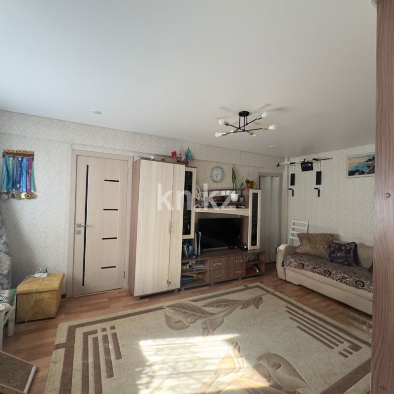 Продажа 3-комнатной квартиры, 44 м² - Продажа квартир в панельном доме в Астане - страница 8 фото 1 из 13