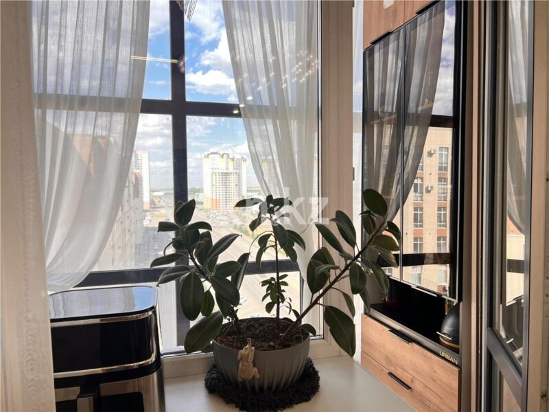 Продажа 3-комнатной квартиры, 69 м² - Продажа трехкомнатных квартир на Юго-Востоке Караганды - страница 15 фото 19 из 29