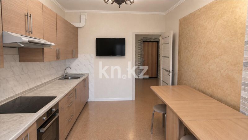 Продажа 2-комнатной квартиры, 70 м² - Продажа двухкомнатных квартир в Караганде - страница 2 фото 1 из 9