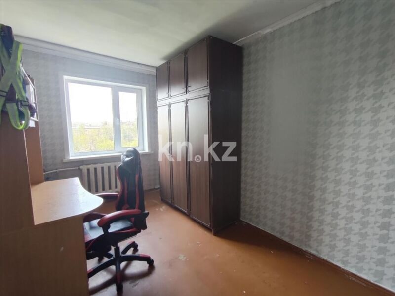 Продажа 4-комнатной квартиры, 61 м² - Продажа четырехкомнатных квартир в панельном доме в Караганде - страница 3 фото 4 из 8