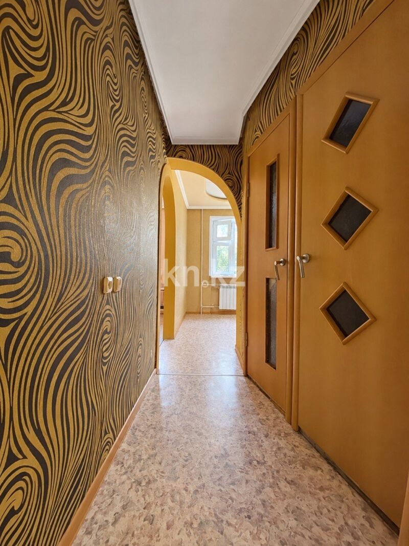 Продажа 1-комнатной квартиры, 30 м² - Продажа однокомнатных квартир в Темиртау - страница 3 фото 7 из 10