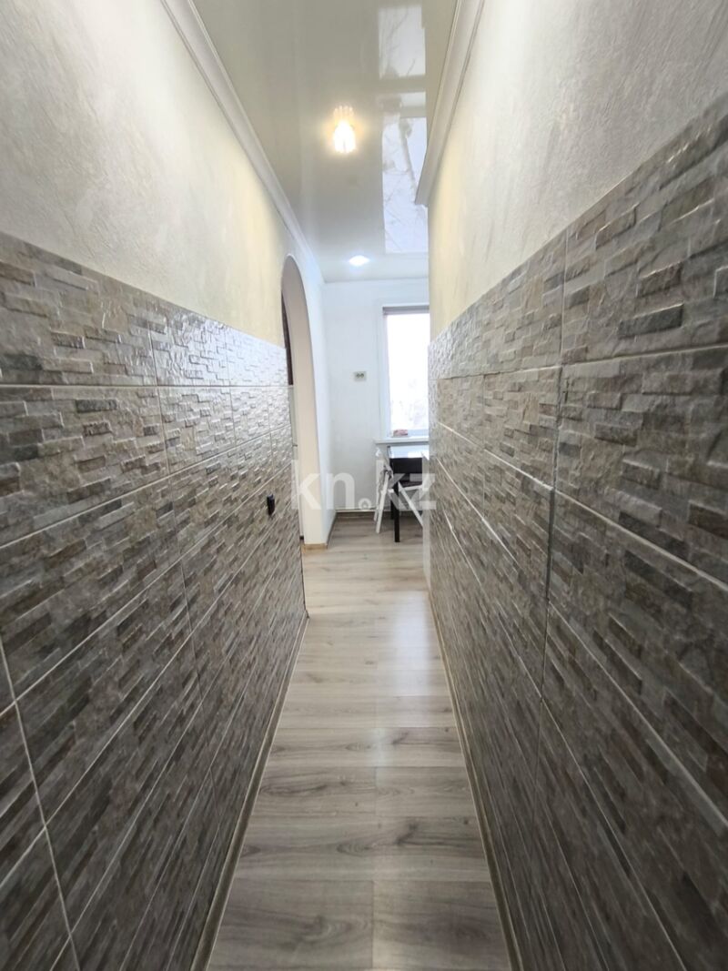 Продажа 1-комнатной квартиры, 31 м² - Продажа однокомнатных квартир в панельном доме в Караганде - страница 10 фото 14 из 19